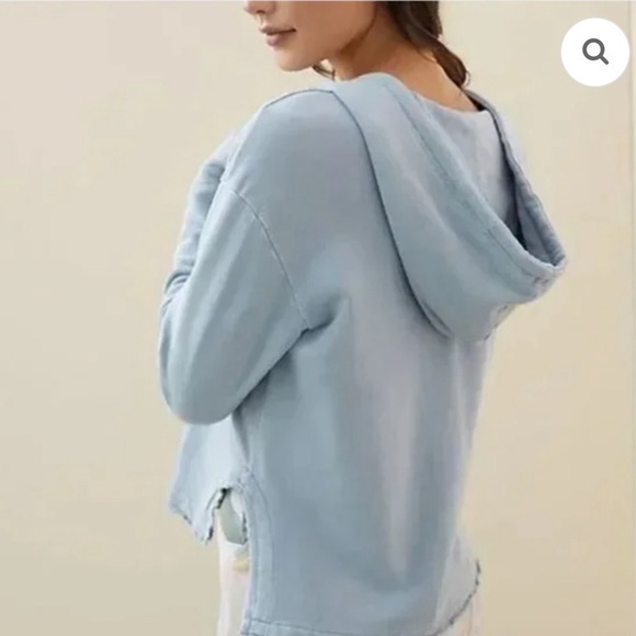 NWT Anthropologie “Universal Love” Graphic Sweatshirt - Size L - Blue/gray - Picture 3 of 8
